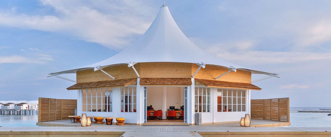 Cinnamon Hakuraa Huraa Maldives ★★★★ - Un écrin insulaire de confort entre lagons turquoise & ciels infinis aux Maldives. - Maldives