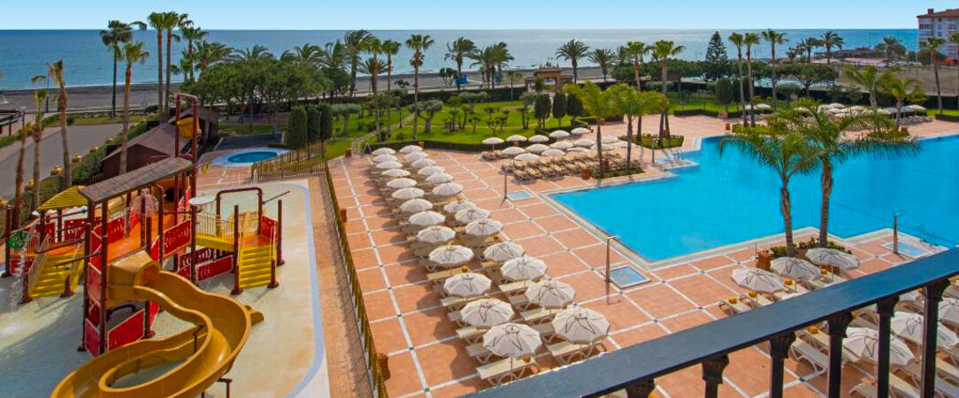 Iberostar Waves Málaga Playa ★★★★ - Un séjour balnéaire au cœur de l’Andalousie, tout près de Málaga, l'idéal pour profiter en famille. - Andalousie, Espagne